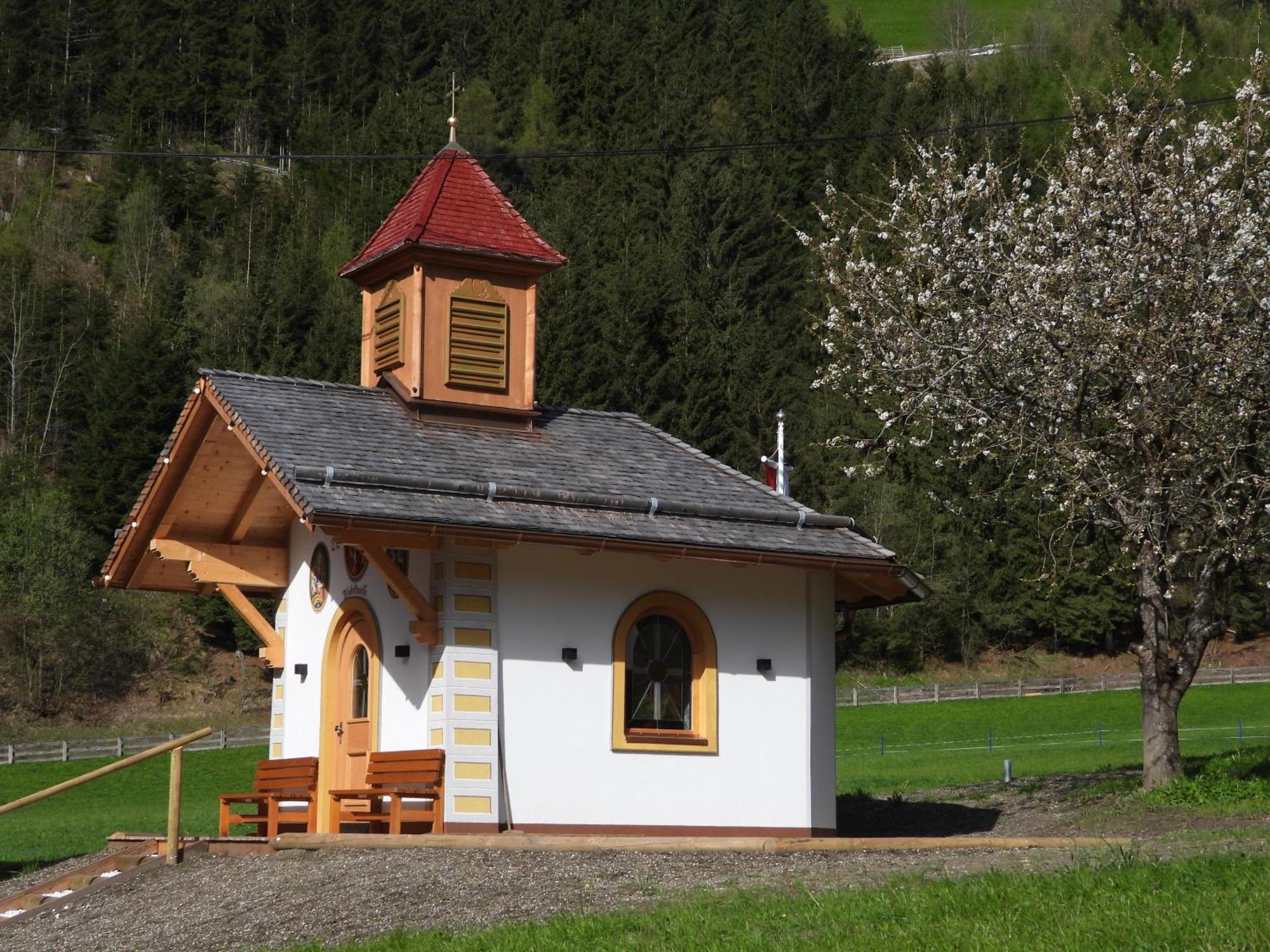 Hotel Almhof Neustift im Stubaital Exterior foto
